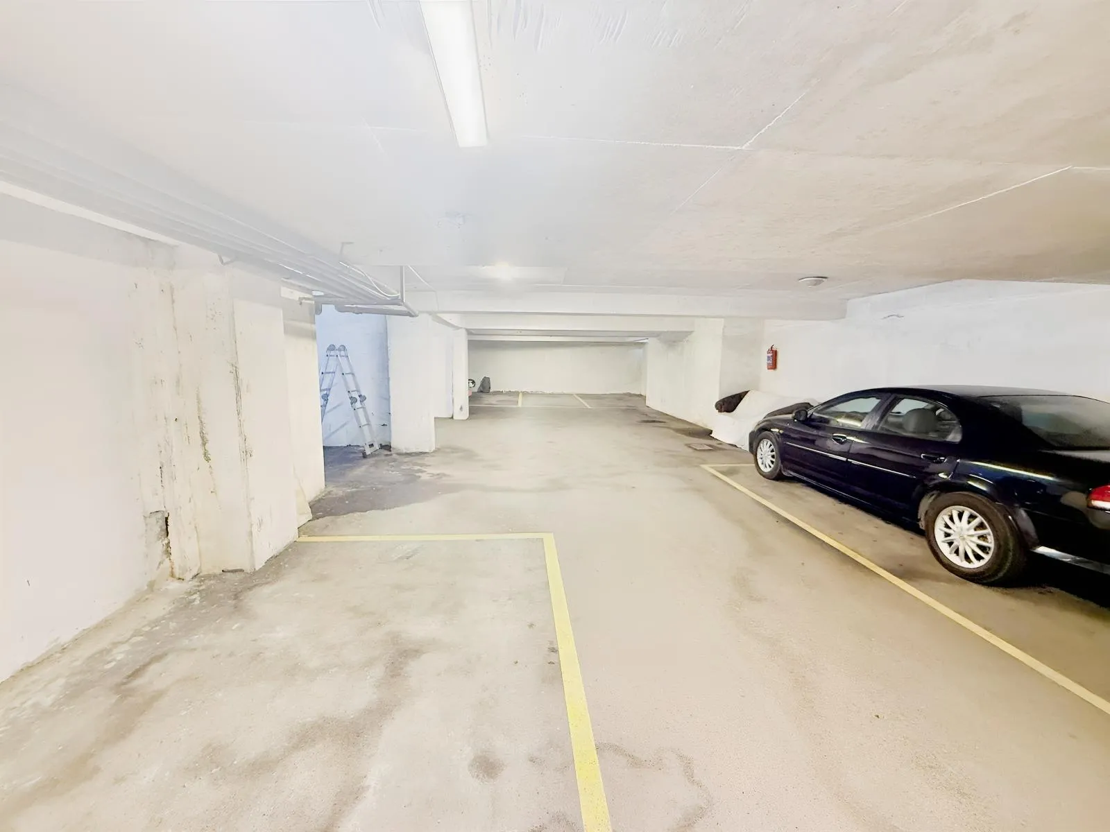 CADDEBOSTAN SAHİLDE 210m² 3+1 YEŞİLLİKLER İÇİNDE ULTRA LÜKS
