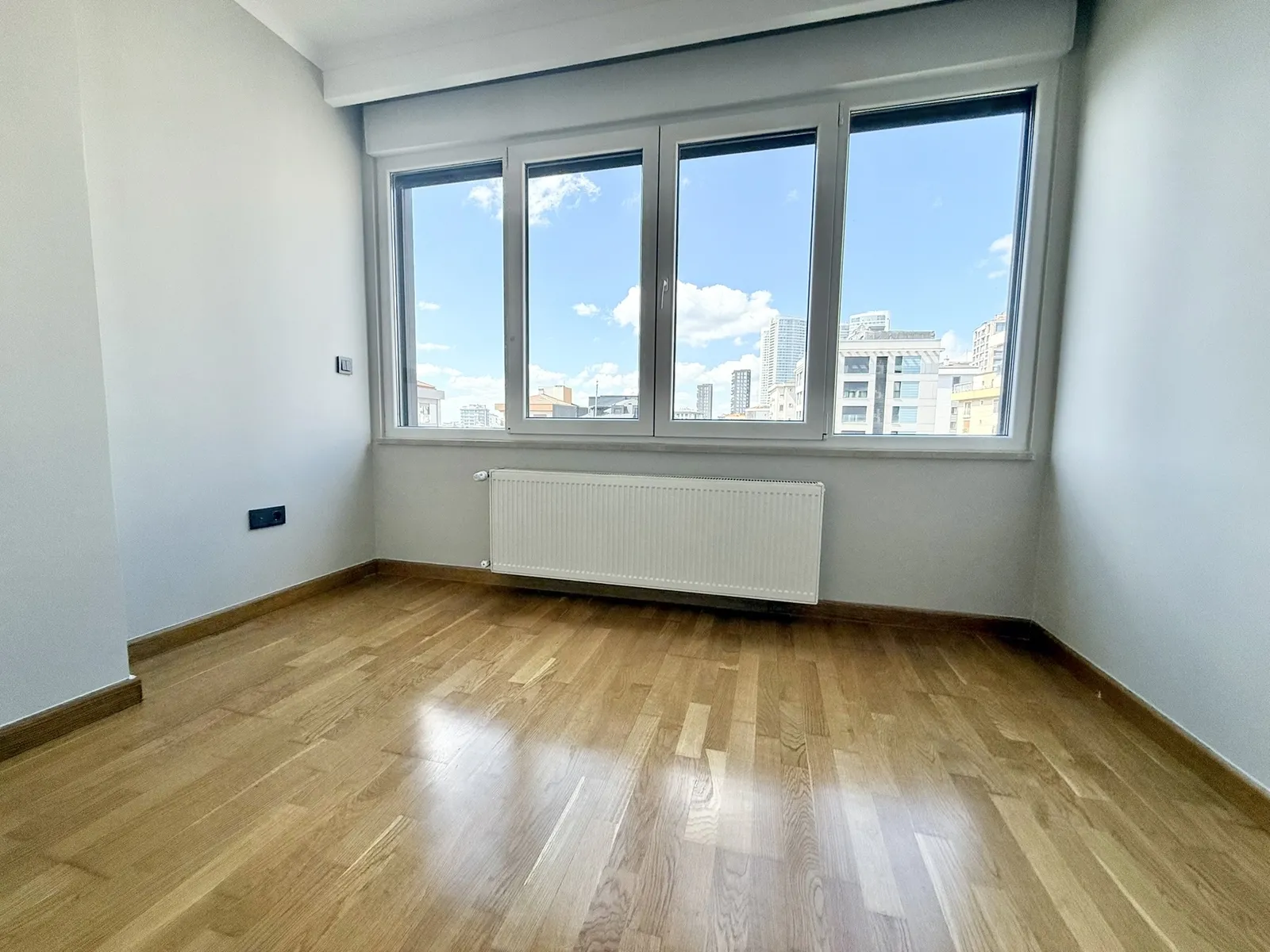 HAN EMLAK'TAN ÇİFTEHAVUZLARDA 3+1 KAPANMAZ MANZARALI LÜKS FIRSAT