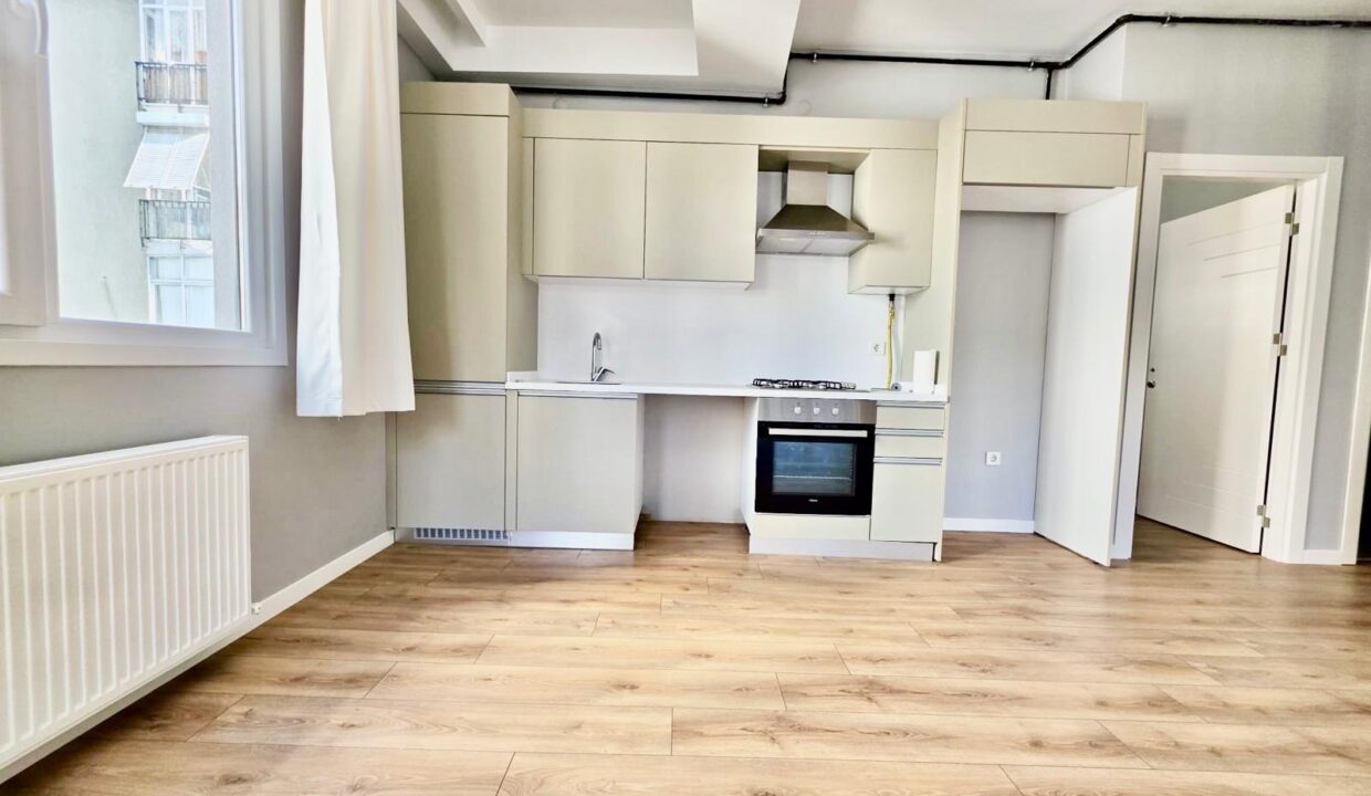 86e50657-2aaa-4da9-8019-e16701976448