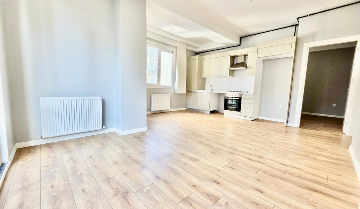 8c70d451-ed81-44e9-9b4c-a47a42d95f25