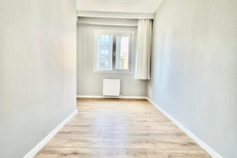 e1e7f3ee-ab55-4fea-a533-6311a74698c9